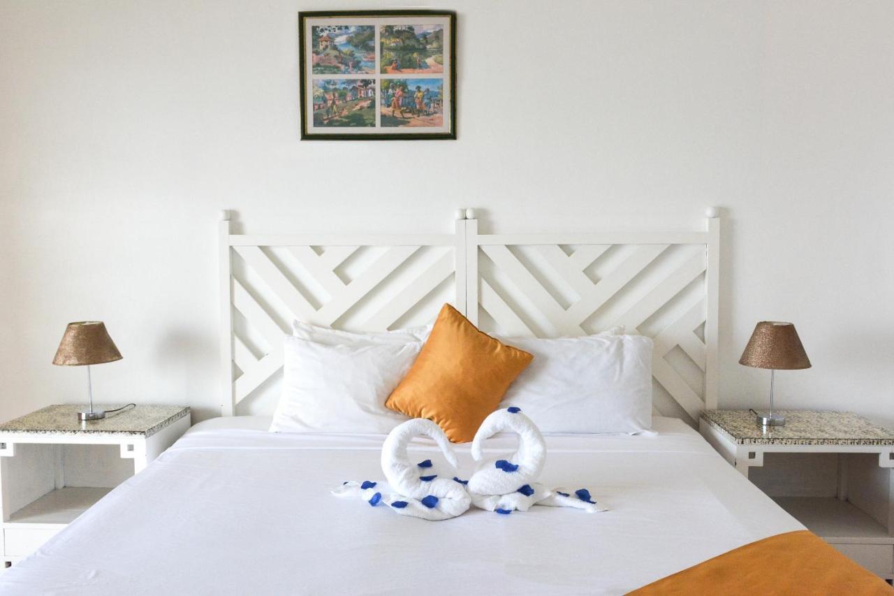أوشو ريوس Beach Front Hotel المظهر الخارجي الصورة
